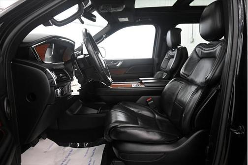 2019 Lincoln Navigator L Select