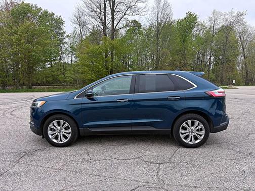 Dark Persian Green 2020 Ford Edge Titanium