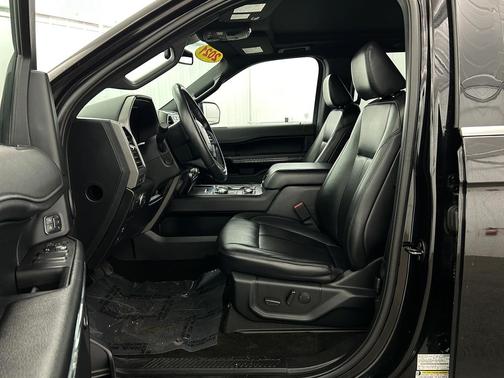 2021 Ford Expedition Max XLT