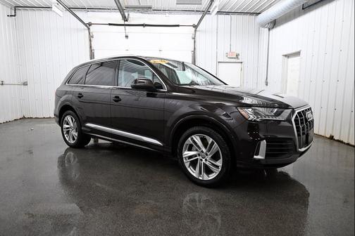 2021 Audi Q7 55 Premium Plus