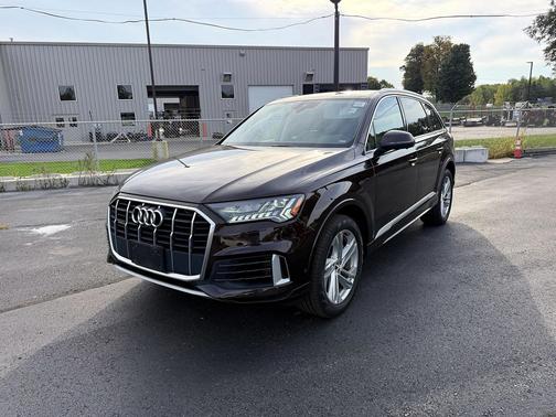 2021 Audi Q7 55 Premium Plus