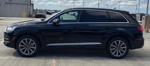 2019 Audi Q7 55 Premium Plus