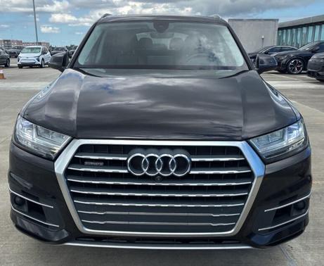 2019 Audi Q7 55 Premium Plus