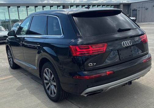 2019 Audi Q7 55 Premium Plus