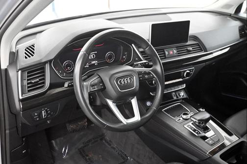2020 Audi Q5 45 Premium Plus