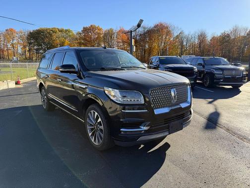 2019 Lincoln Navigator L Select