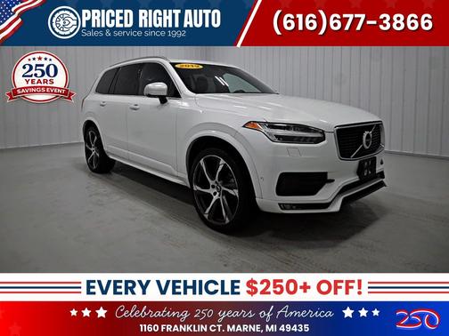 Crystal White Pearl 2019 Volvo XC90 T6 R-Design