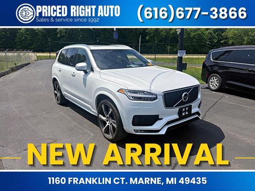 Crystal White Pearl 2019 Volvo XC90 T6 R-Design