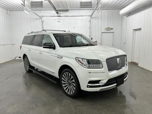 Pristine White 2020 Lincoln Navigator Reserve
