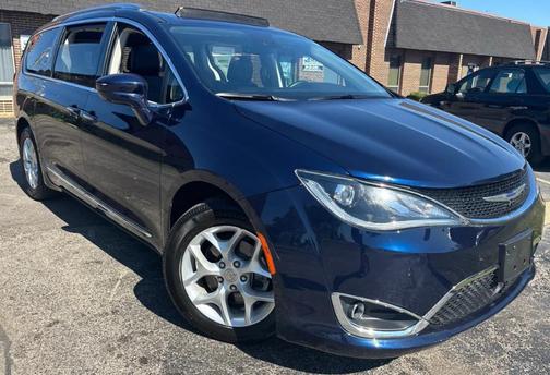 2018 Chrysler Pacifica Touring-L Plus