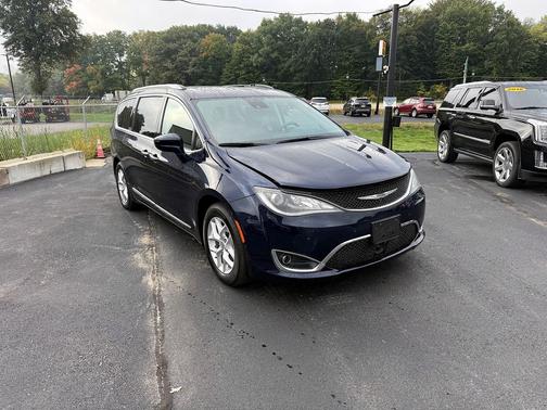 2018 Chrysler Pacifica Touring-L Plus