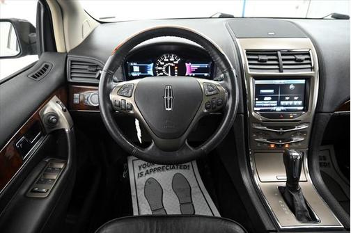 2014 Lincoln MKX Base