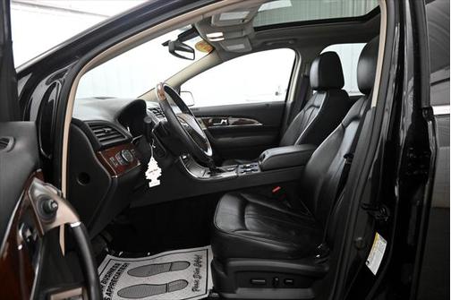 2014 Lincoln MKX Base