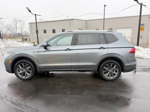 2022 Volkswagen Tiguan 2.0T SE 4MOTION