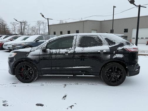 2019 Ford Edge ST