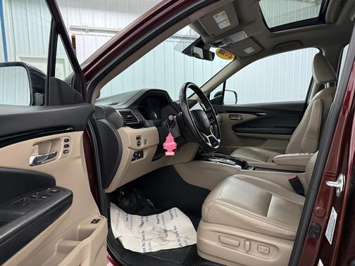 2021 Honda Pilot Touring 8-Passenger
