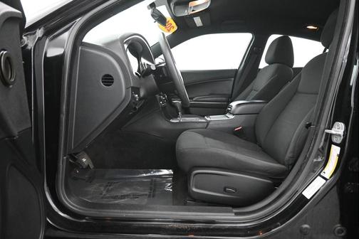 2012 Dodge Charger SE