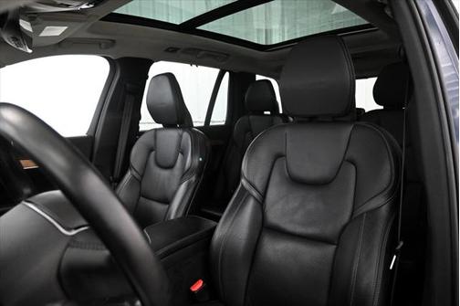 2019 Volvo XC90 T6 Inscription