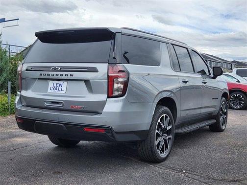 2023 Chevrolet Suburban RST