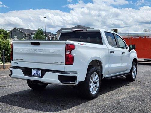 2022 Chevrolet Silverado 1500 Custom
