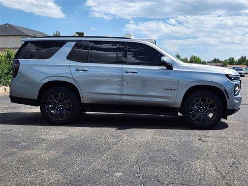 2025 Chevrolet Tahoe RST