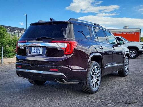 2020 GMC Acadia Denali