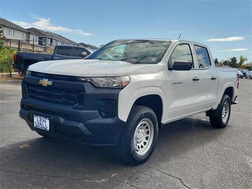 2024 Chevrolet Colorado WT