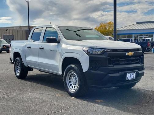 2024 Chevrolet Colorado WT