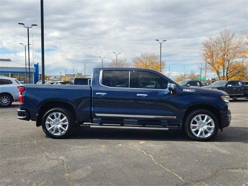 2022 Chevrolet Silverado 1500 High Country