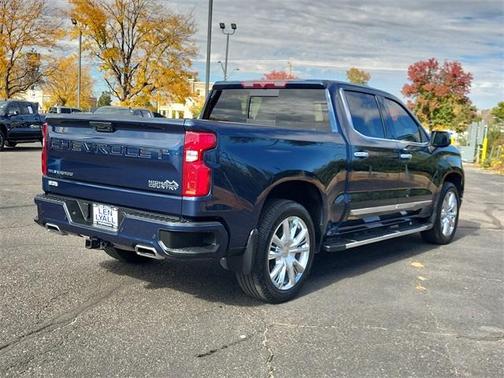 2022 Chevrolet Silverado 1500 High Country