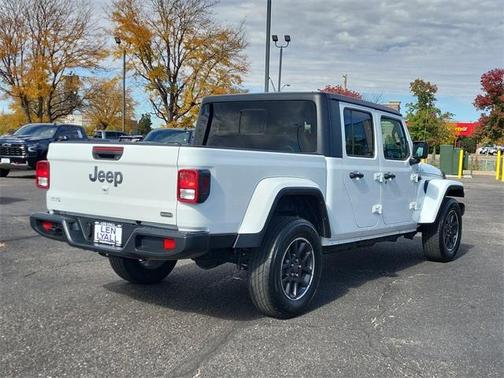 2023 Jeep Gladiator Overland