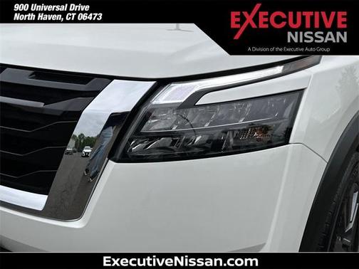 2024 Nissan Pathfinder S