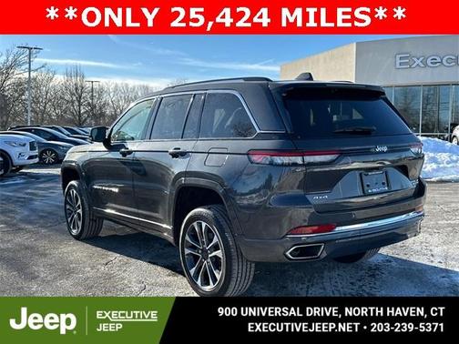 2022 Jeep Grand Cherokee Overland