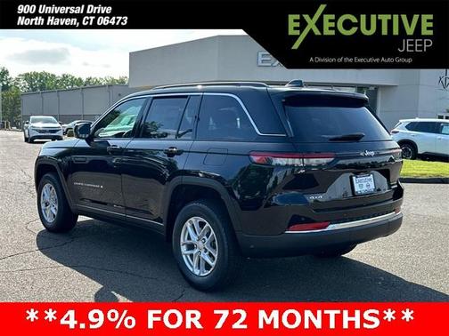 2025 Jeep Grand Cherokee Laredo