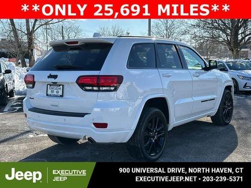 2022 Jeep Grand Cherokee WK Laredo