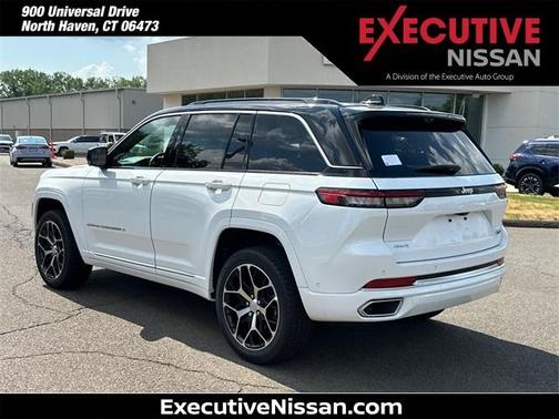 2025 Jeep Grand Cherokee Summit
