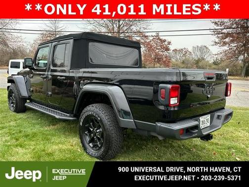 2021 Jeep Gladiator Sport