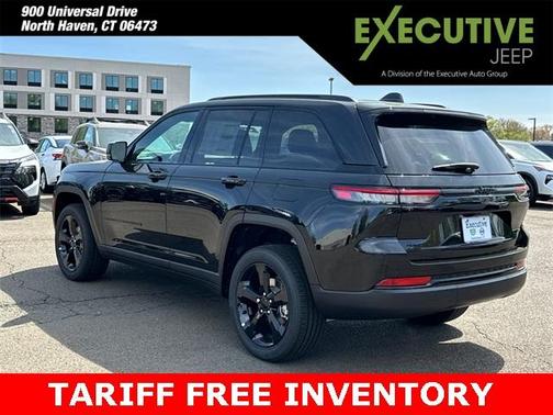 2025 Jeep Grand Cherokee Laredo
