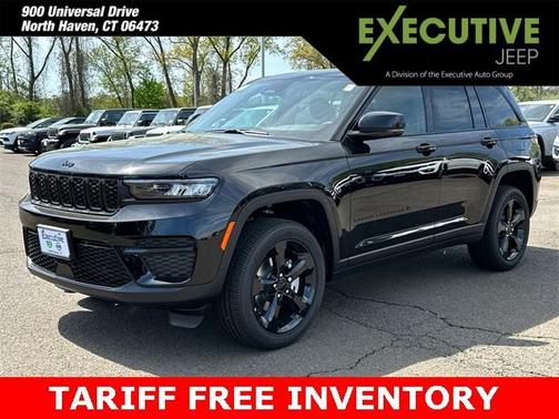 2025 Jeep Grand Cherokee Laredo