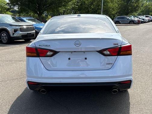 Gray Sky Pearl 2024 Nissan Altima 2.5 SR
