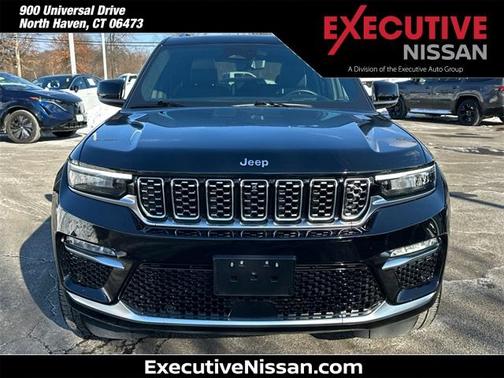 2023 Jeep Grand Cherokee Summit