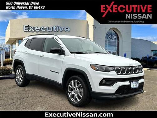 2022 Jeep Compass Latitude Lux