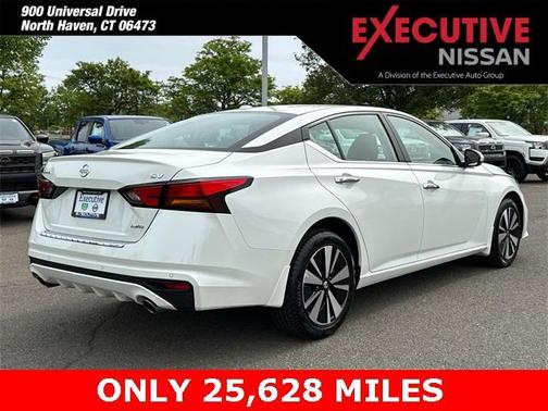 2022 Nissan Altima 2.5 SV