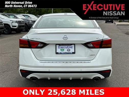 2022 Nissan Altima 2.5 SV