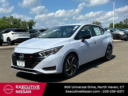 2025 Nissan Versa 1.6 SR