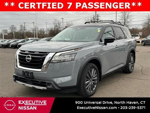 2023 Nissan Pathfinder SL