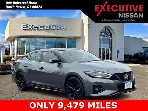 2023 Nissan Maxima SR