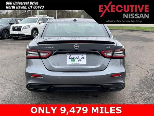 2023 Nissan Maxima SR