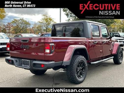 2022 Jeep Gladiator Sport