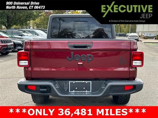 2022 Jeep Gladiator Sport